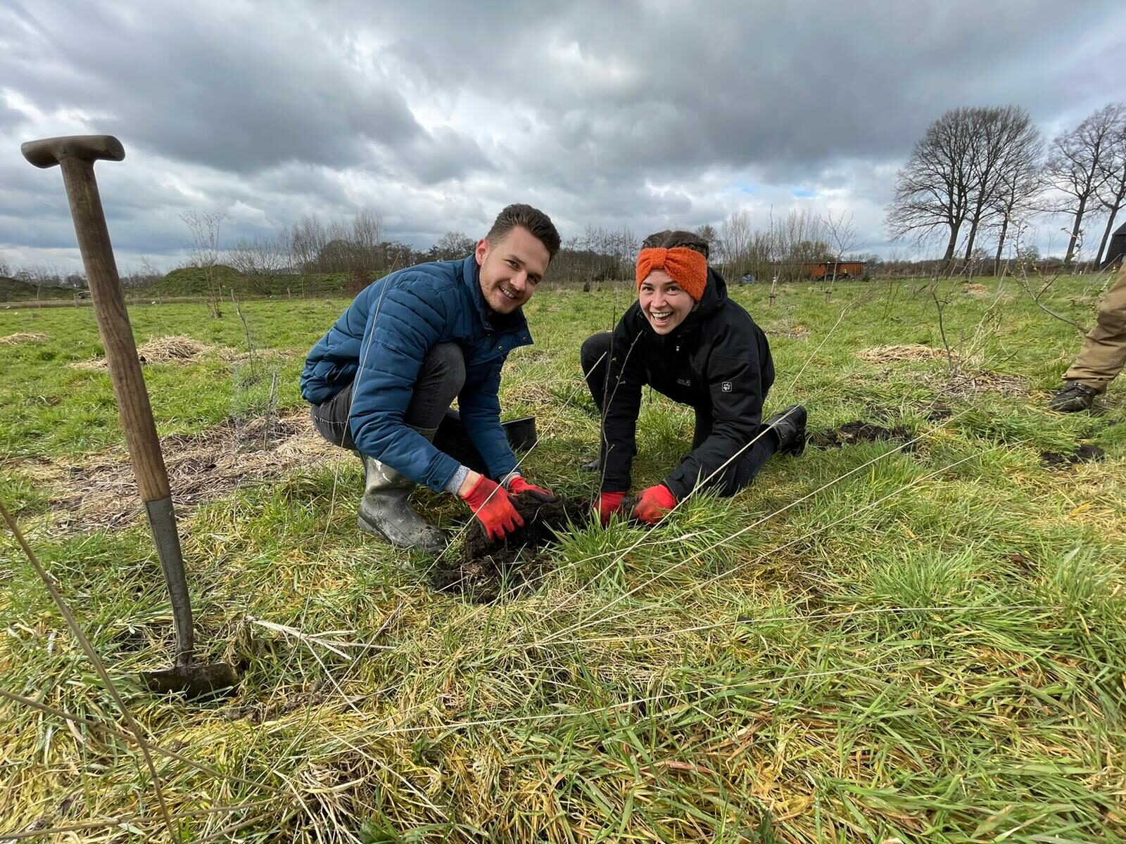 Een boom planten voor de Afstudeerboom